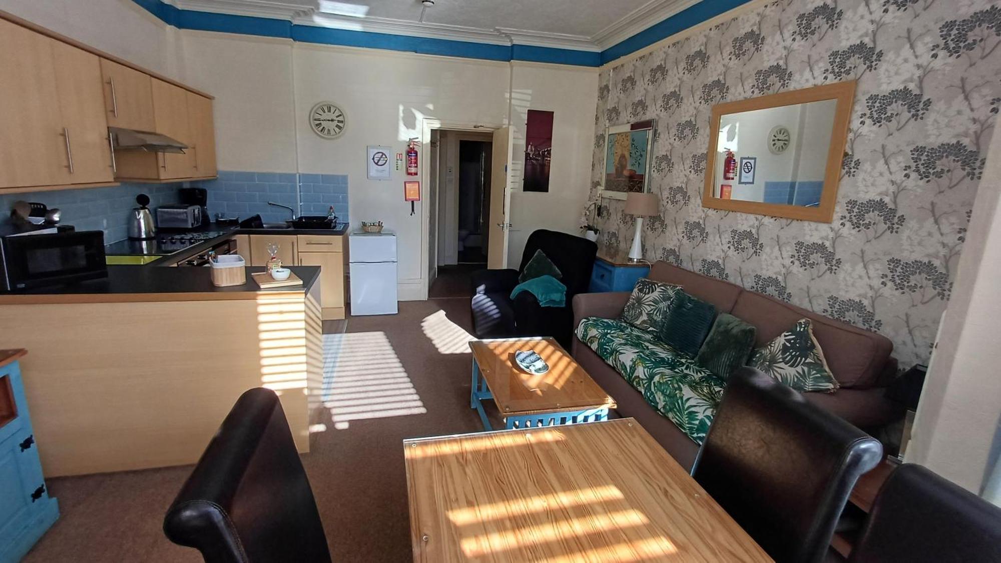 Morwenna Luxury Holiday Apartments Llandudno Szoba fotó